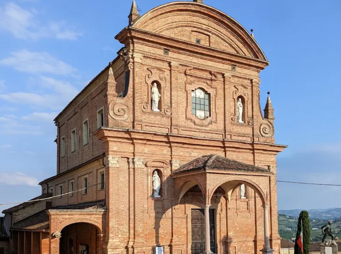 Resti del Castello di Castelnuovo Calcea, Italy